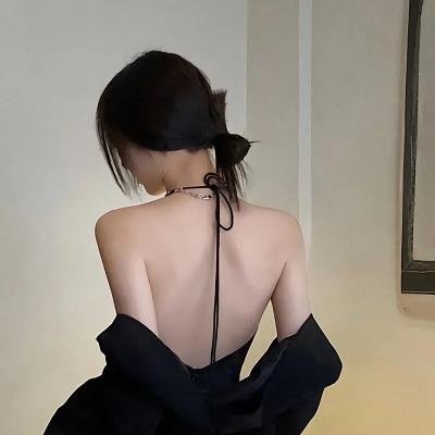 四个母亲 海报